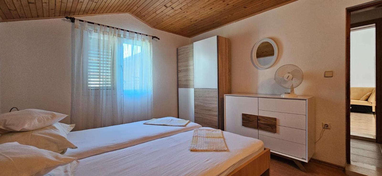As Brela Hotel ภายนอก รูปภาพ